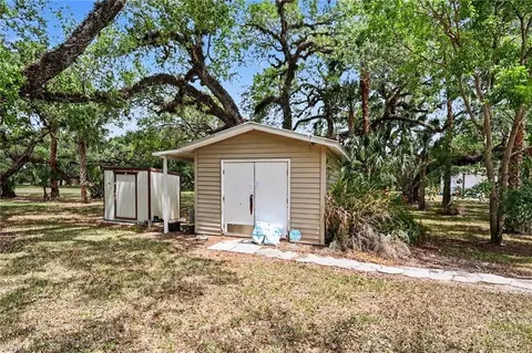 Exterior - 3079 Frontier Cir, Labelle, FL 33935 photo 7 of 12