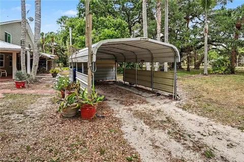 Exterior - 3079 Frontier Cir, Labelle, FL 33935 photo 8 of 12