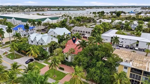 View/Area - 962 8th Ave S, Naples, FL 34102 photo 2 of 4