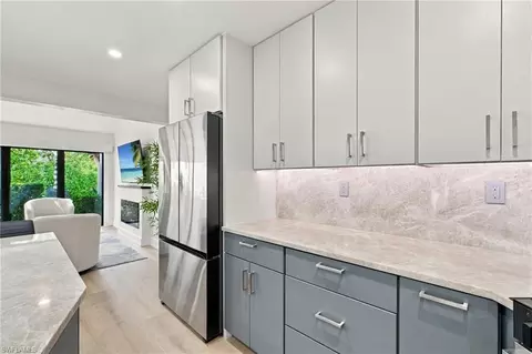 Kitchen - 962 8th Ave S, Naples, FL 34102 photo 3 of 4