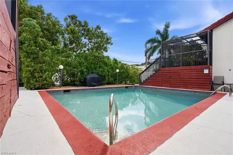 Exterior - 962 8th Ave S, Naples, FL 34102 photo 5 of 6