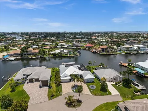 105 SW 52nd St, Cape Coral, FL 33914