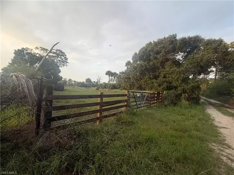 13707 Navel Ave, Clewiston, FL 33440