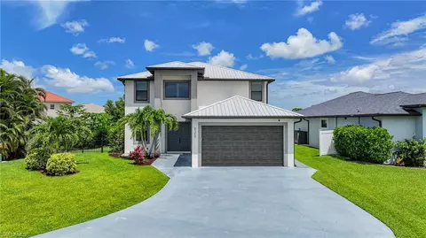 8355 Coral Dr, Fort Myers, FL 33967