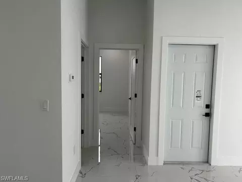 Entry Way - 9014 Lawn Ct, Labelle, FL 33935 photo 5 of 8