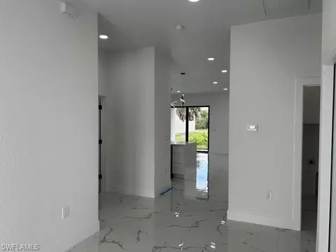 Entry Way - 9014 Lawn Ct, Labelle, FL 33935 photo 8 of 8