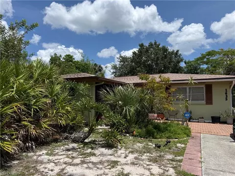 1635 Kensington Ct, Fort Myers, FL 33907