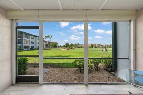 1747 Pebble Beach Dr #113, Fort Myers, FL 33907