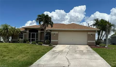 3025 SW 4th Pl, Cape Coral, FL 33914