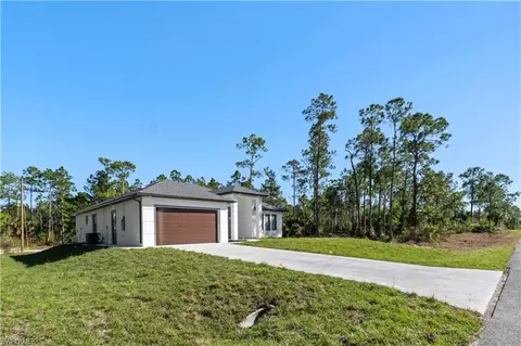 1112 Calvin Ave, Lehigh Acres, FL 33972
