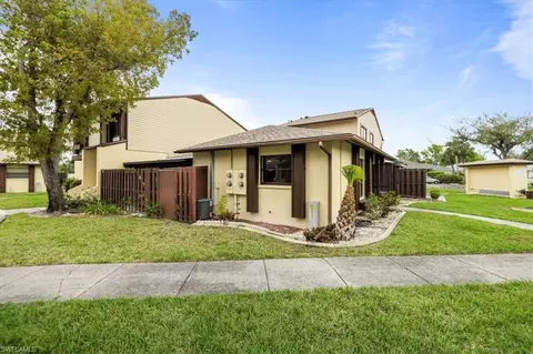 1212 SE 6th Ter #83, Cape Coral, FL 33990