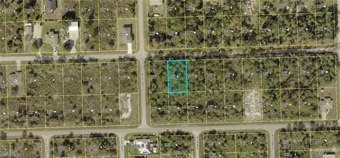 3517 62nd St W, Lehigh Acres, FL 33971