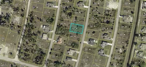 1060 Halby Ave S, Lehigh Acres, FL 33974