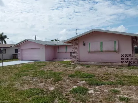 525 Coral Dr, Cape Coral, FL 33904
