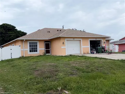 920 SE 6th Ct, Cape Coral, FL 33990