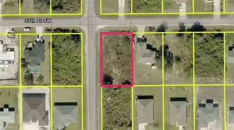 3219 37th St SW, Lehigh Acres, FL 33976