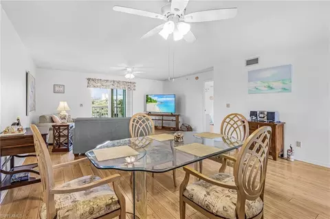 4591 Bay Beach Ln #393, Fort Myers Beach, FL 33931