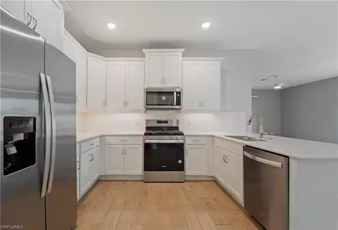 Kitchen - 16947 Hawk Ct, Punta Gorda, FL 33982 photo 2 of 2