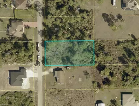 1106 Dixie Ave, Lehigh Acres, FL 33972