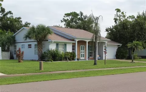 2320 Alton Rd, Port Charlotte, FL 33952