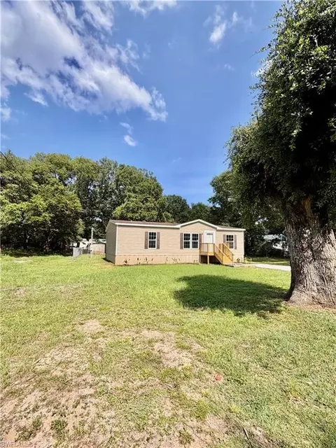 6020 Nutmeg Ave, Pace, FL 32571 photo 3
