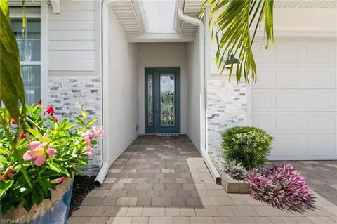 28024 Seasons Tide Ave, Bonita Springs, FL 34135