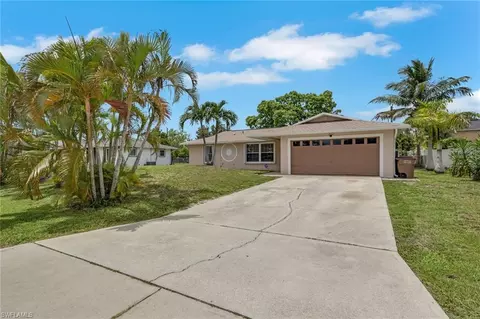 621 SW 29th Ter, Cape Coral, FL 33914