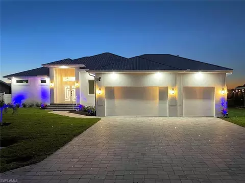 1426 SE 43rd Ter, Cape Coral, FL 33904