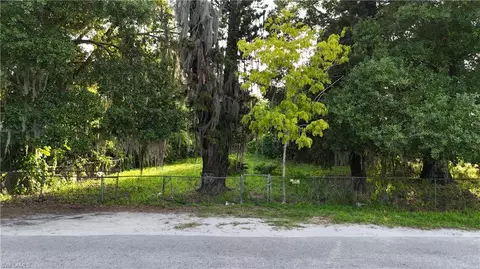 111 S 7th St, Immokalee, FL 34142
