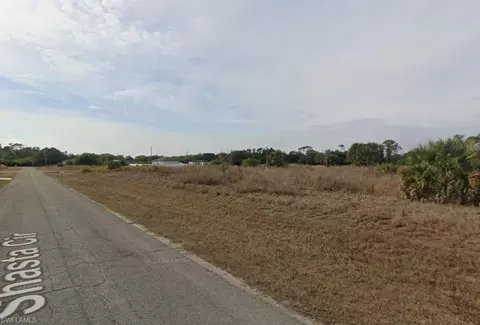 7026 Shasta Cir, Labelle, FL 33935