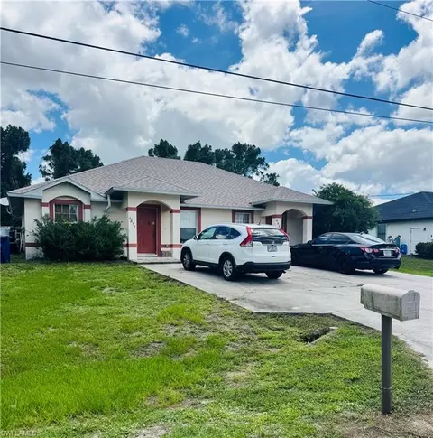 4858 24th St SW, Lehigh Acres, FL 33973