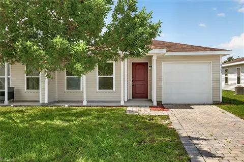 18303 Gibraltar Ln, Lehigh Acres, FL 33936
