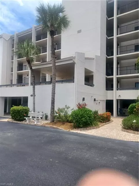 4100 Steamboat Bnd E #401, Fort Myers, FL 33919