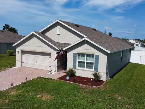 328 SW 24th Pl, Cape Coral, FL 33991