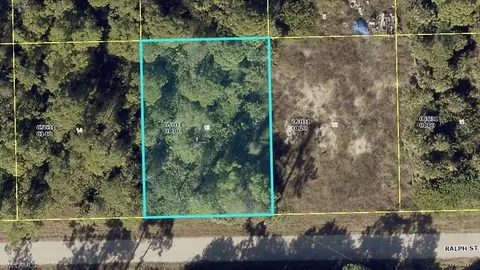 1115 Ralph St E, Lehigh Acres, FL 33974