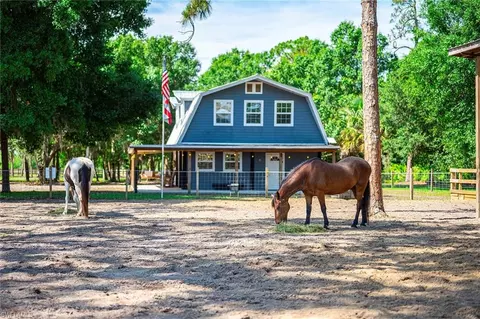 14661 Duke Hwy, Alva, FL 33920