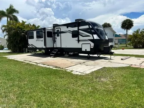 19681 Summerlin Rd 323, Fort Myers, FL 33908