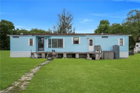 7993 Ebson Dr, North Fort Myers, FL 33917