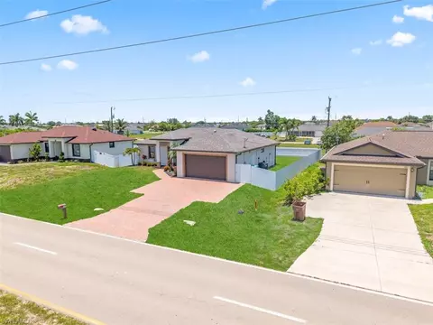317 Kismet Pkwy E, Cape Coral, FL 33909