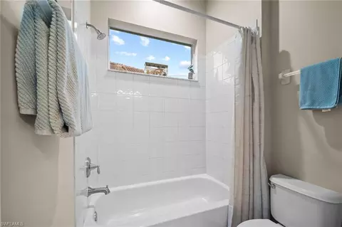 Bath - 9042 Bronco Ct, Naples, FL 34113 photo 6 of 6