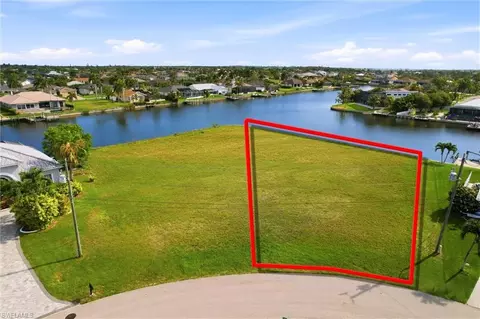 3021 SW 27th Pl, Cape Coral, FL 33914