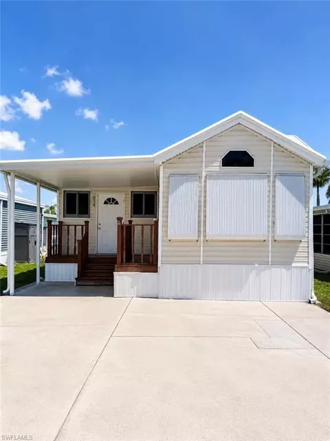 334 Blue Spring Ter, North Fort Myers, FL 33903