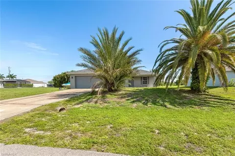 2049 NE 25th St, Cape Coral, FL 33909