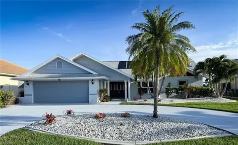 2317 SE 27th St, Cape Coral, FL 33904