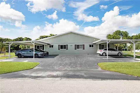 624 SE 13th St #1, Cape Coral, FL 33990