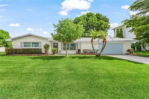 2068 Club House Rd, North Fort Myers, FL 33917