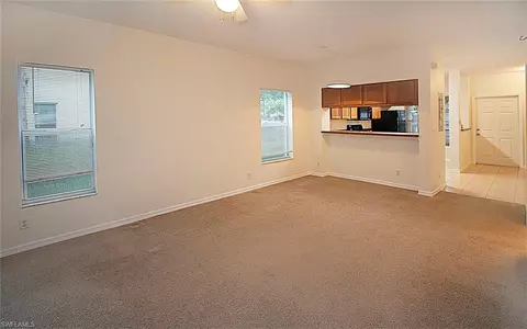 8293 Pacific Beach Dr, Fort Myers, FL 33966