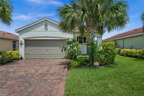 2190 Summersweet Dr, Alva, FL 33920