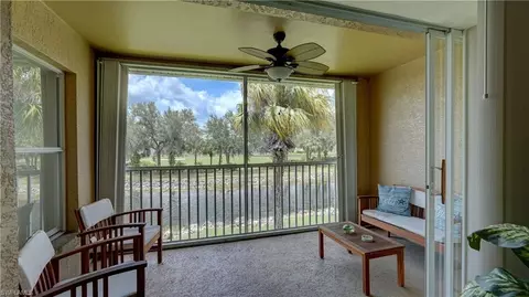 8083 Queen Palm Ln #424, Fort Myers, FL 33966