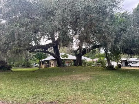Exterior - 4002 Teak Ct, Labelle, FL 33935 photo 3 of 9